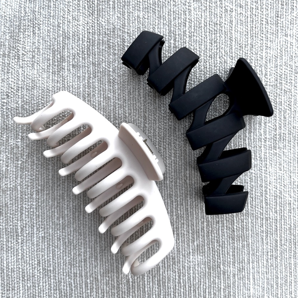 Large 4” Matte Hair Claw Clips Black & Ivory Neutral Minimalist Set NEW
